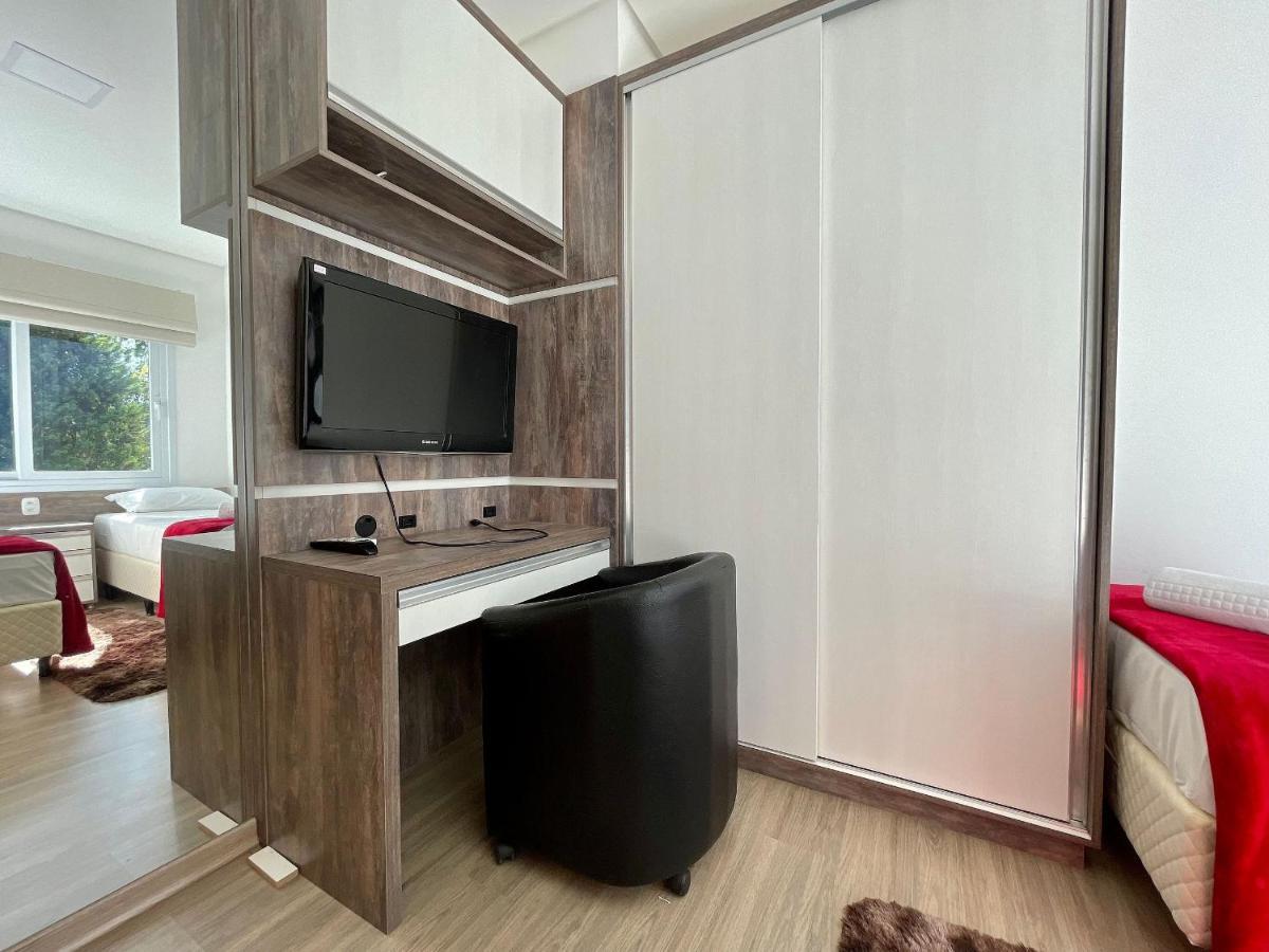 Apartamento Casa De Pedra Com 2 Dormitorios - Luxuoso Com Piscina Em Gramado Luaran gambar