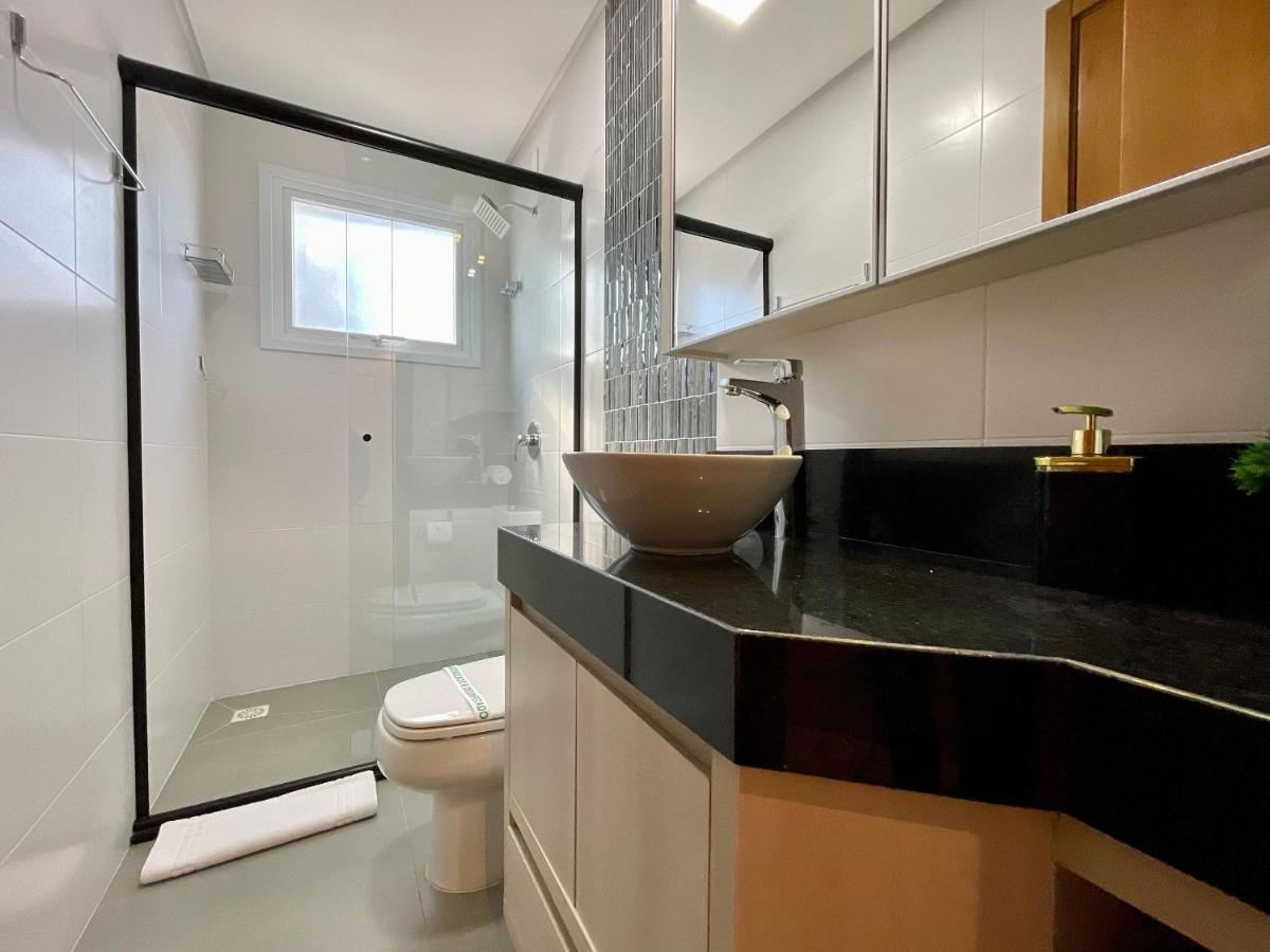 Apartamento Casa De Pedra Com 2 Dormitorios - Luxuoso Com Piscina Em Gramado Luaran gambar